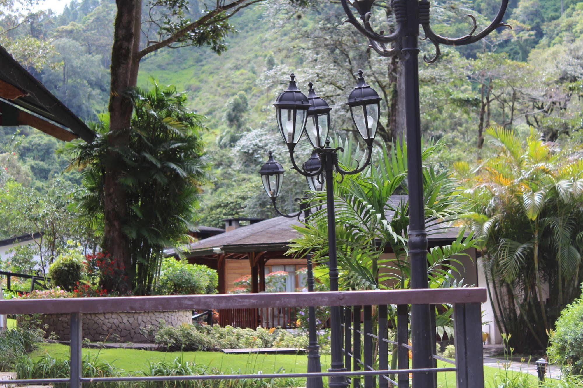 Hotel Casa Grande Bambito Bagian luar foto